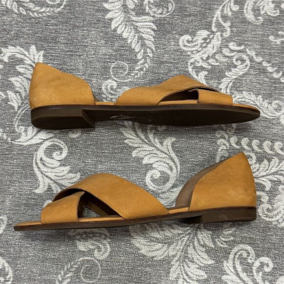 Lucky Brand Women's Beige Flat Sandal Size 9.5 Casual Open Toe - Picture 4 of 7